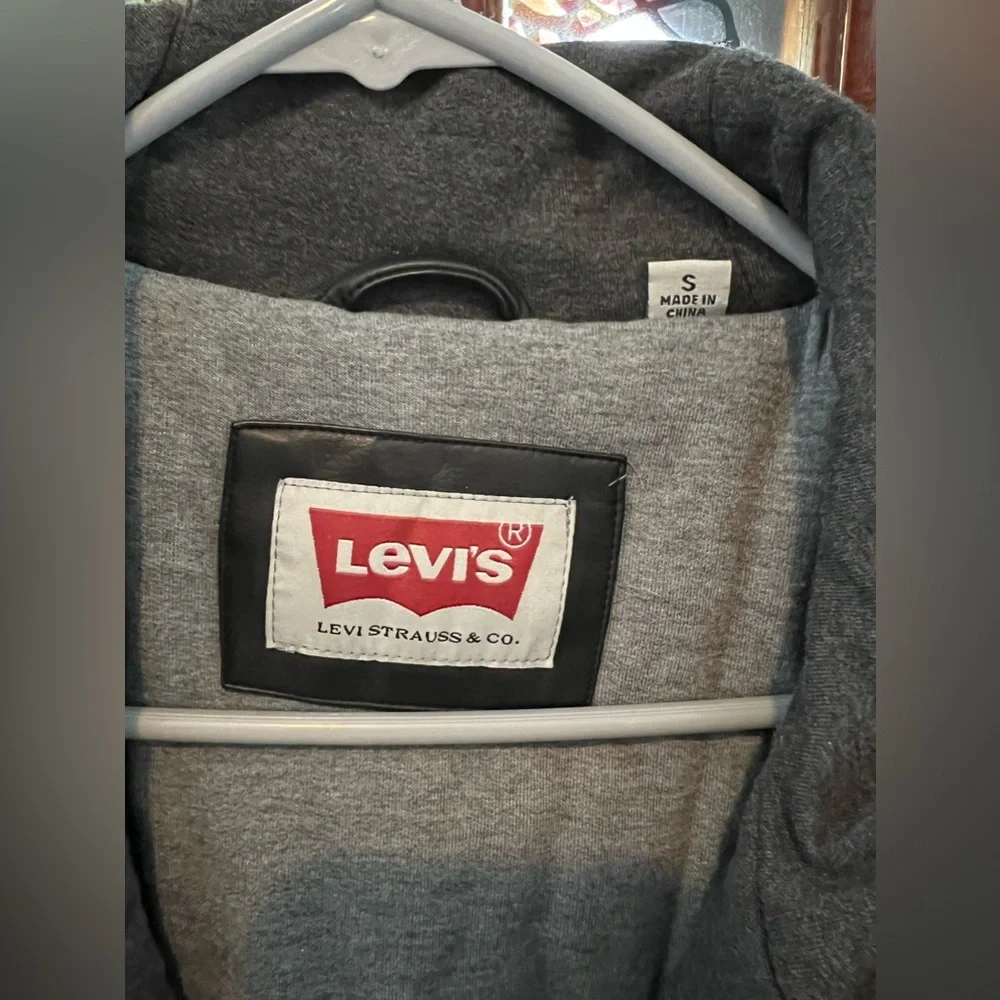 Men’s Levi faux leather jacket - Picture 3 of 10